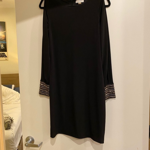 Calvin Klein Split Sleeve Dress - Picture 3 of 7